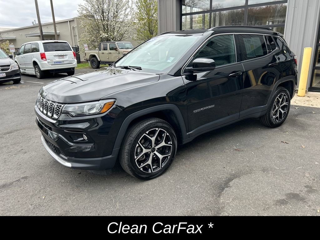 Used 2025 Jeep Compass Limited image 8