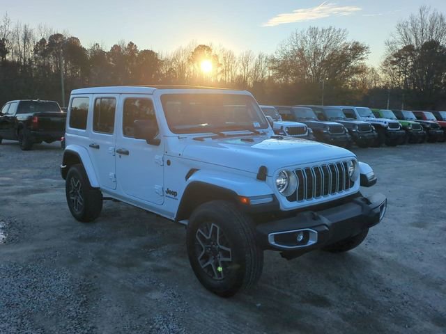 New 2025 Jeep Wrangler Unlimited Sahara w/ Technology Group AWD/4WD image 7