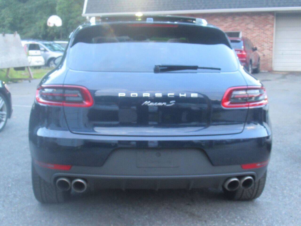Used 2018 Porsche Macan S image 9