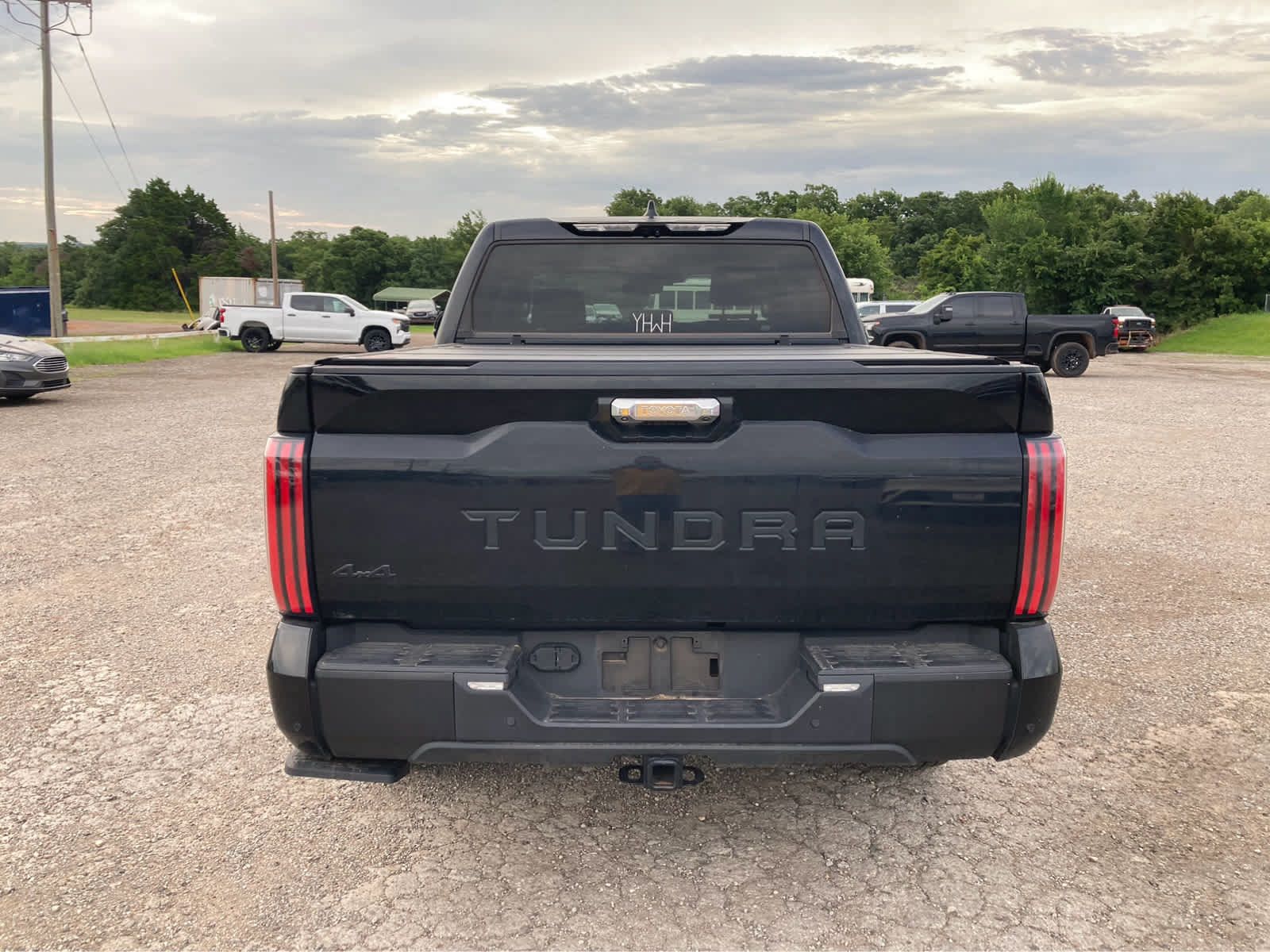 Used 2023 Toyota Tundra Limited AWD/4WD image 8
