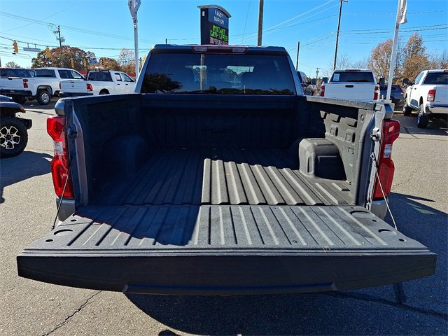 Used 2021 Chevrolet Silverado 1500 RST image 24