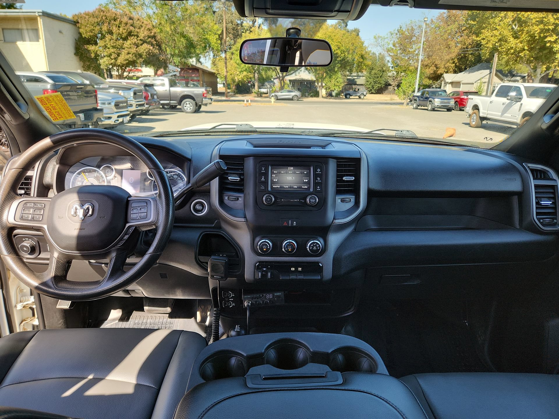 Used 2022 RAM 2500 Tradesman w/ Chrome Appearance Group AWD/4WD image 25