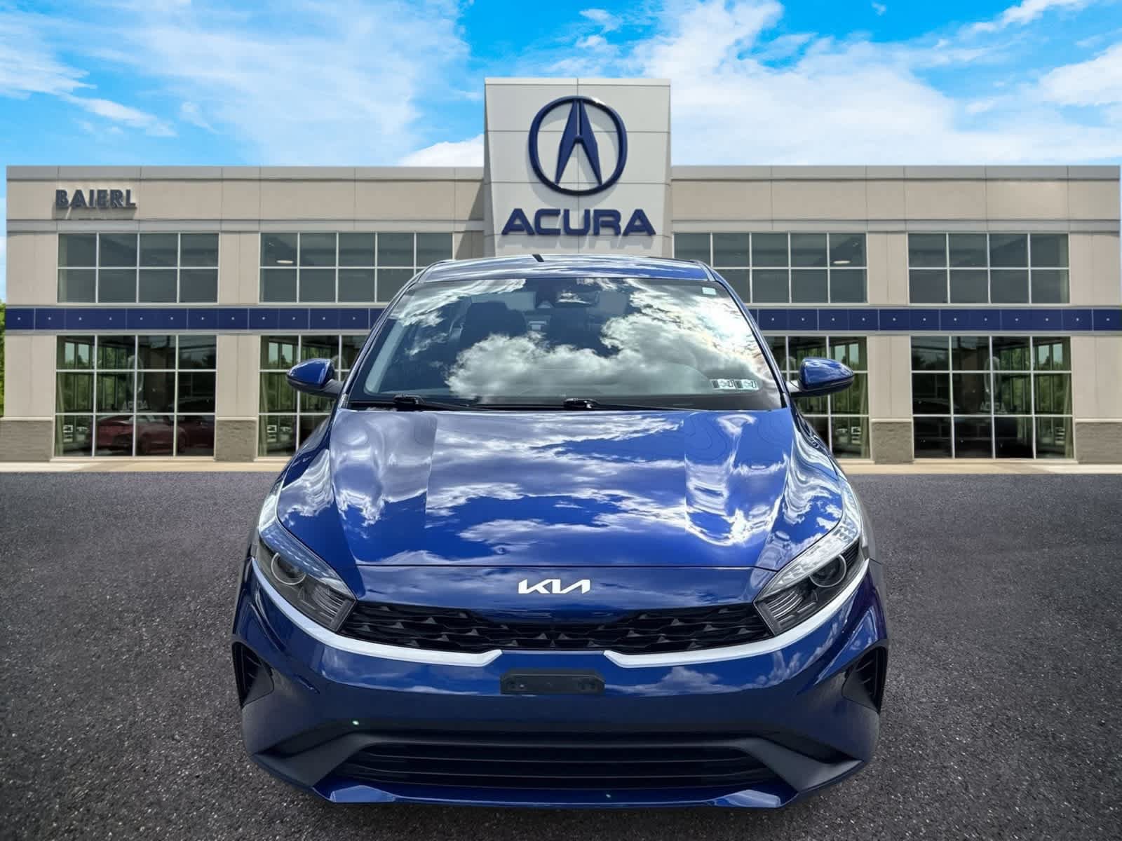Used 2023 Kia Forte LXS w/ LXS Technology Package FWD image 8