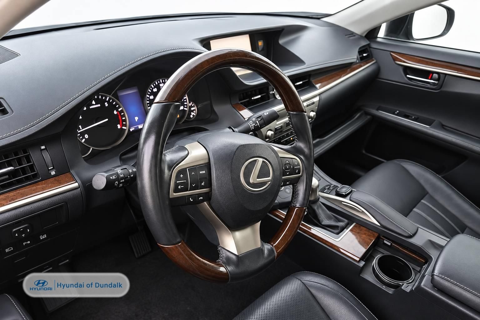 Used 2016 Lexus ES 350 w/ Luxury Package w/Wood Trim FWD image 10