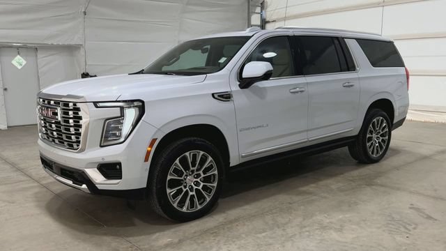 New 2026 GMC Yukon XL Denali w/ Denali Reserve Package RWD image 4