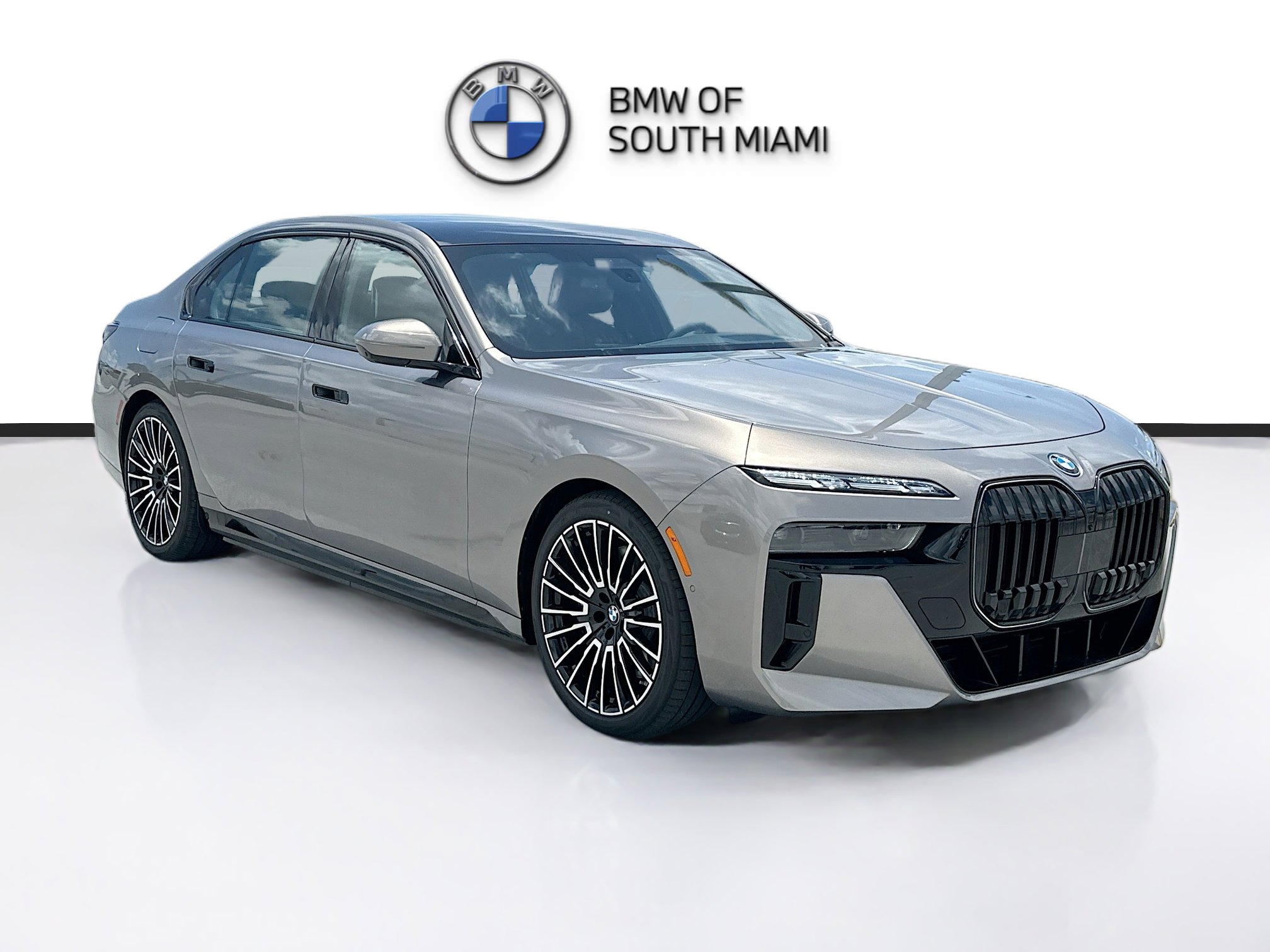 New 2025 BMW 750e xDrive w/ Executive Package