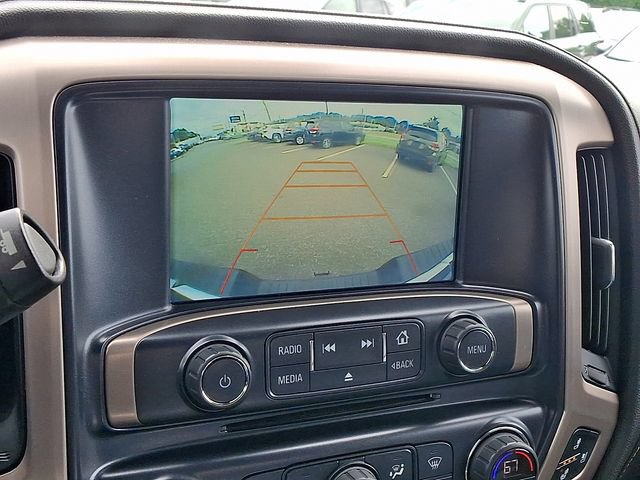 Used 2017 GMC Sierra 2500 Denali w/ Duramax Plus Package AWD/4WD image 18