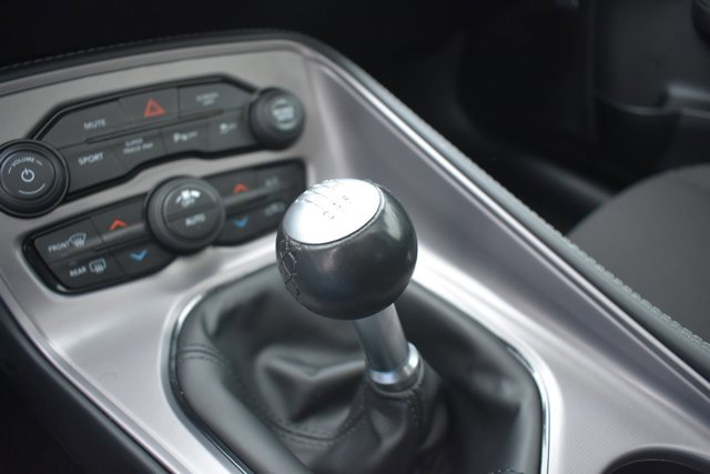 Used 2023 Dodge Challenger R/T w/ Blacktop Package image 27