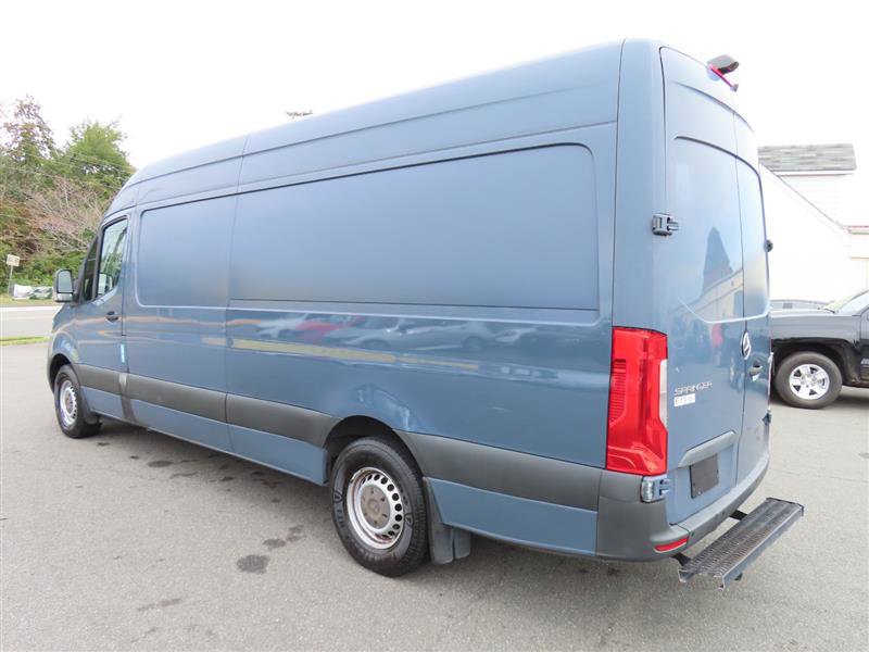 Used 2019 Mercedes-Benz Sprinter 170 image 11