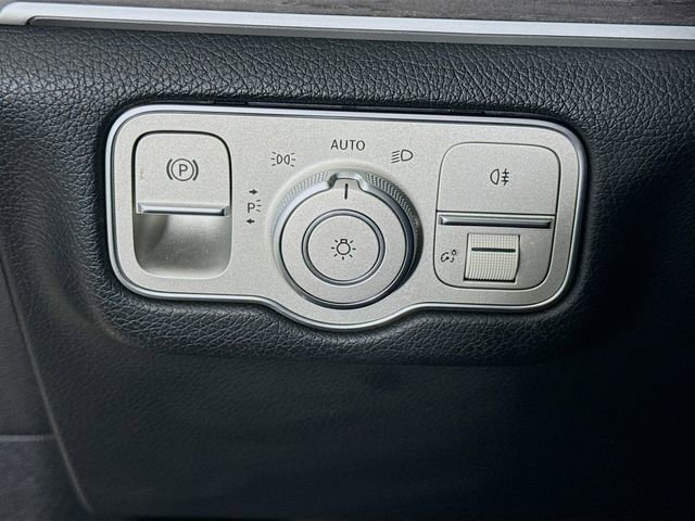 Used 2022 Mercedes-Benz GLS 450 4MATIC image 10