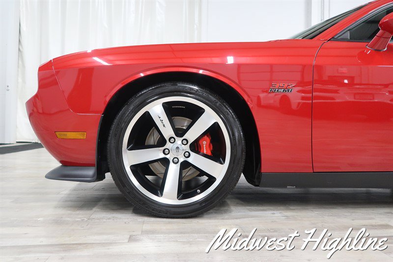 Used 2011 Dodge Challenger SRT8 RWD image 15