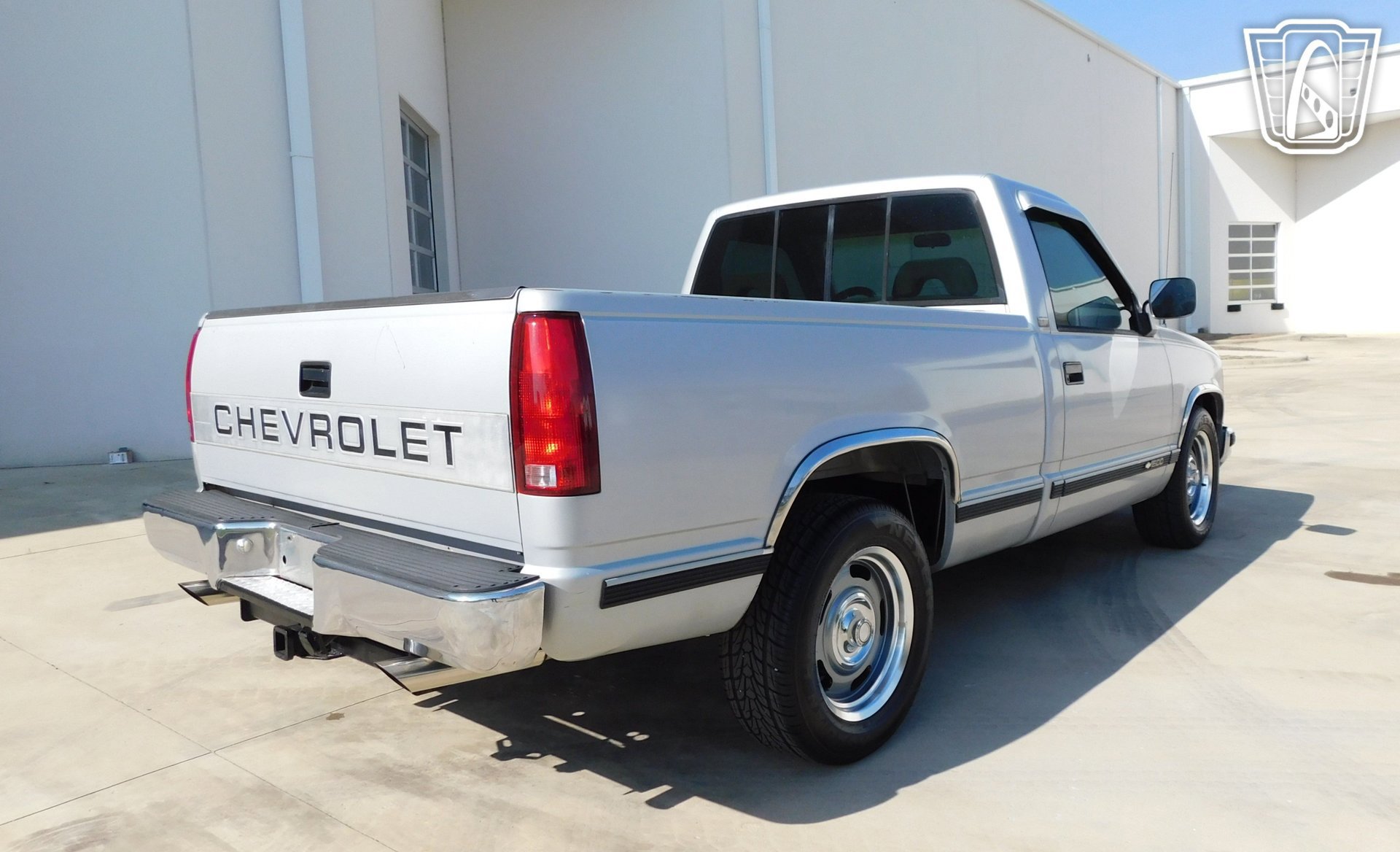 Used 1993 Chevrolet Silverado 1500 2WD Regular Cab image 24
