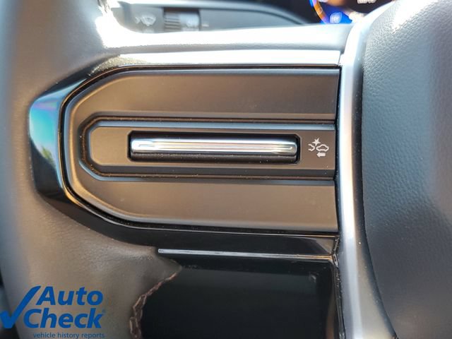 Used 2024 Chevrolet Colorado LT RWD image 21