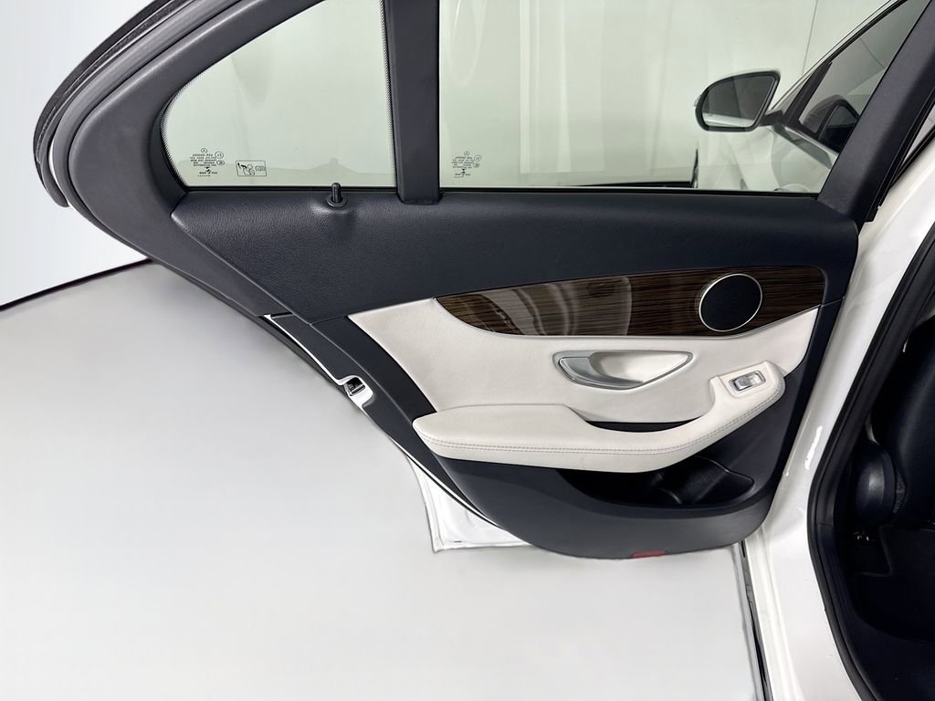 Used 2018 Mercedes-Benz C 300 Sedan image 26