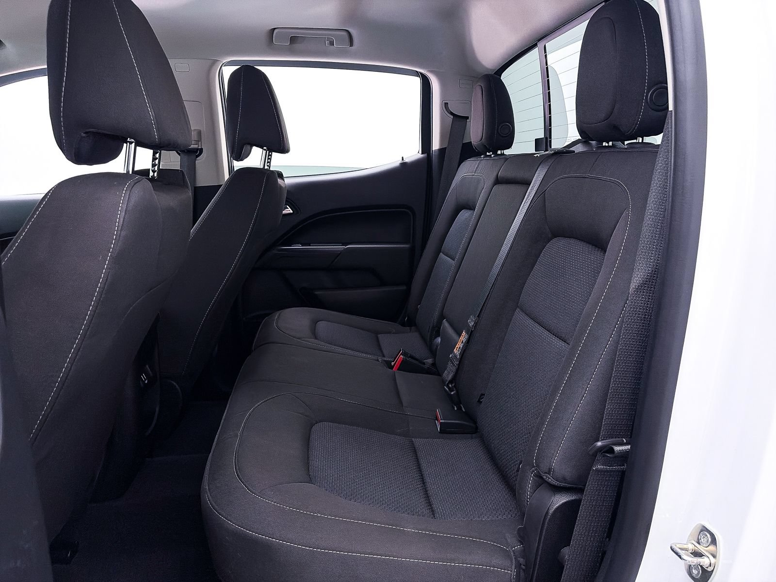 Used 2021 Chevrolet Colorado LT w/ Safety Package RWD image 34