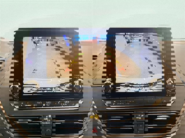 Used 2025 Nissan Altima 2.5 SV image 21