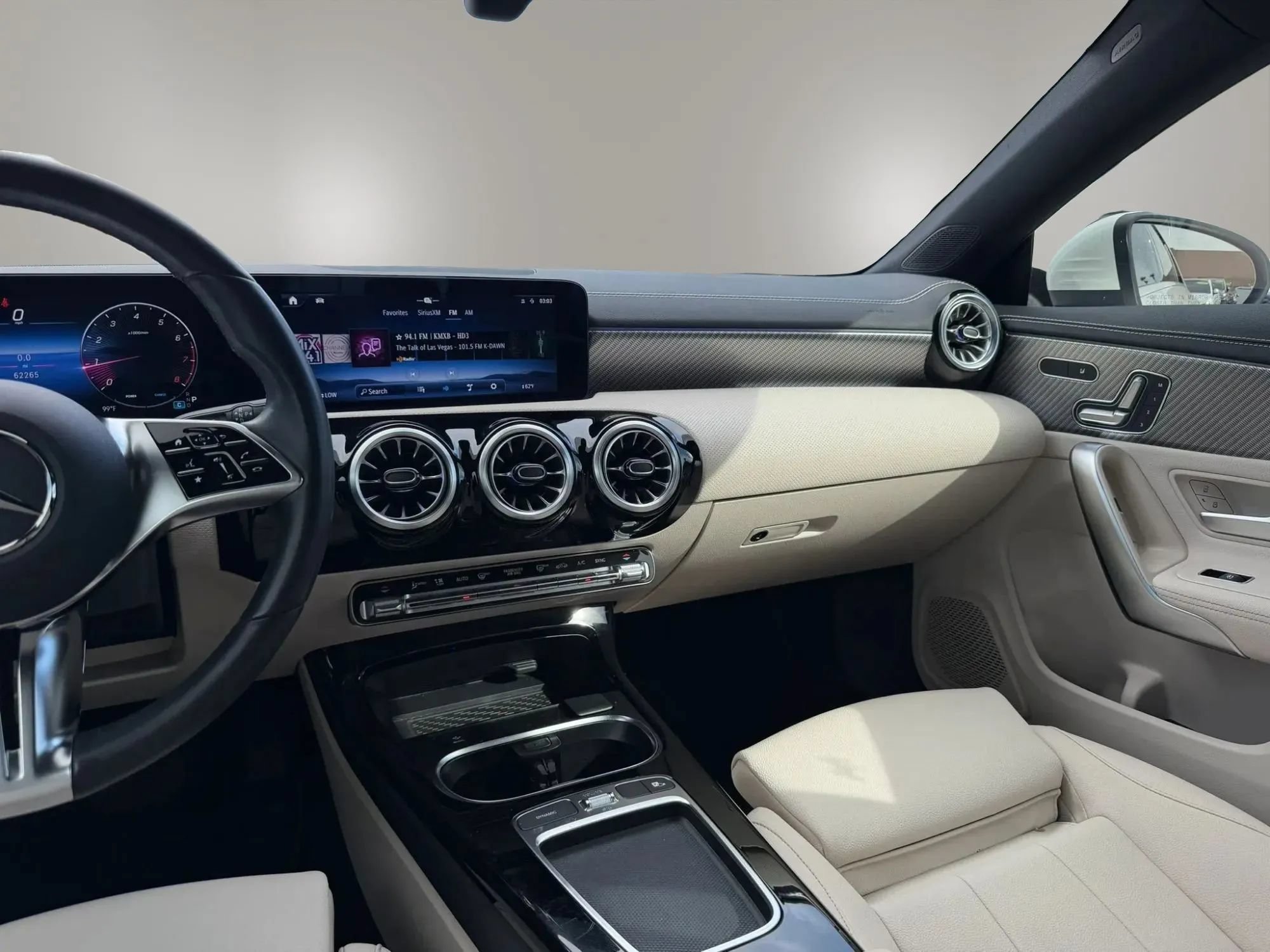 Used 2024 Mercedes-Benz CLA 250 4MATIC image 21