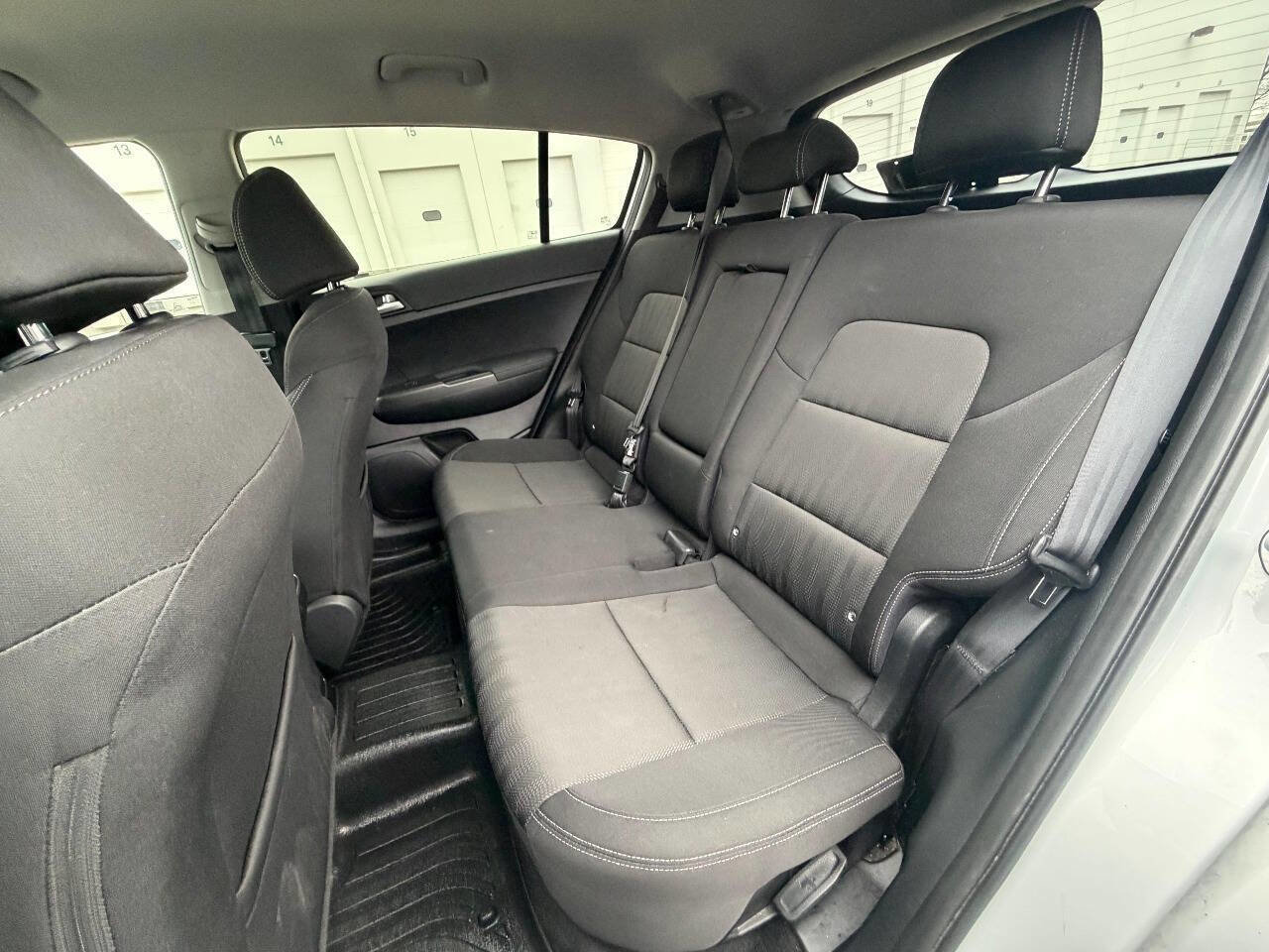 Used 2020 Kia Sportage LX FWD image 12