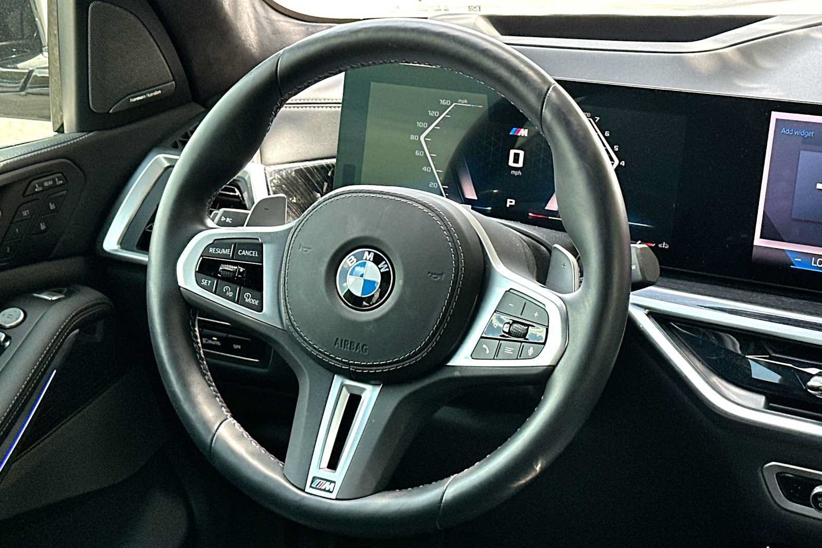Used 2025 BMW X7 M60i AWD/4WD image 27