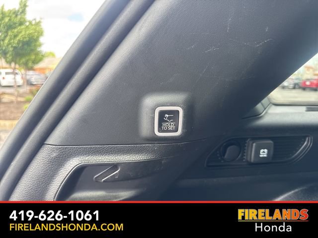 Used 2024 Jeep Grand Cherokee Limited AWD/4WD image 33