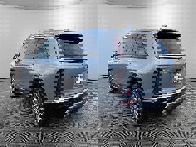New 2026 Cadillac Vistiq Luxury image 3