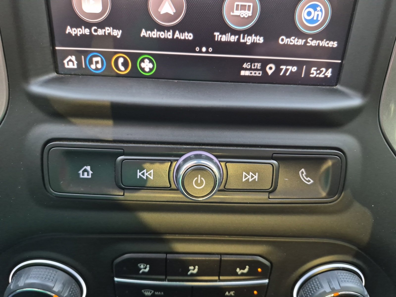 Used 2024 Chevrolet Silverado 1500 Custom image 17