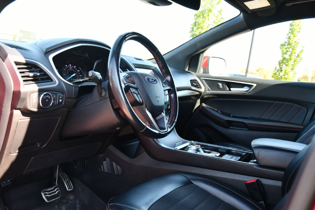Used 2020 Ford Edge ST-Line FWD image 21