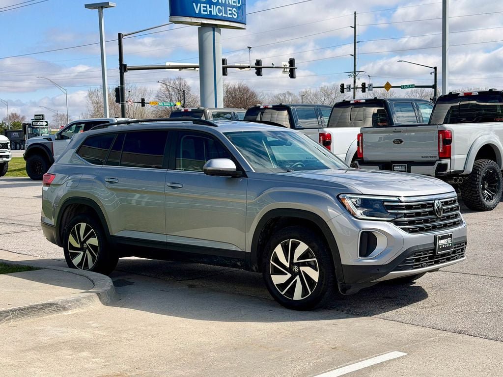 Used 2025 Volkswagen Atlas SE image 7
