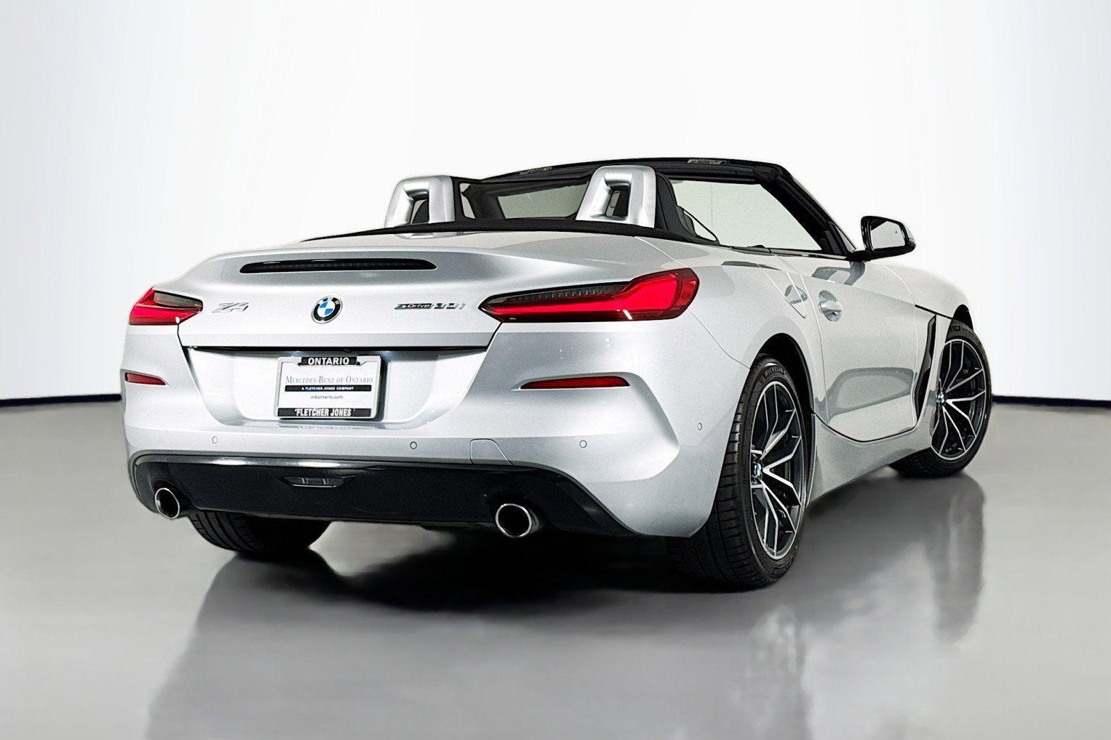 Used 2021 BMW Z4 sDrive30i w/ Executive Package image 11