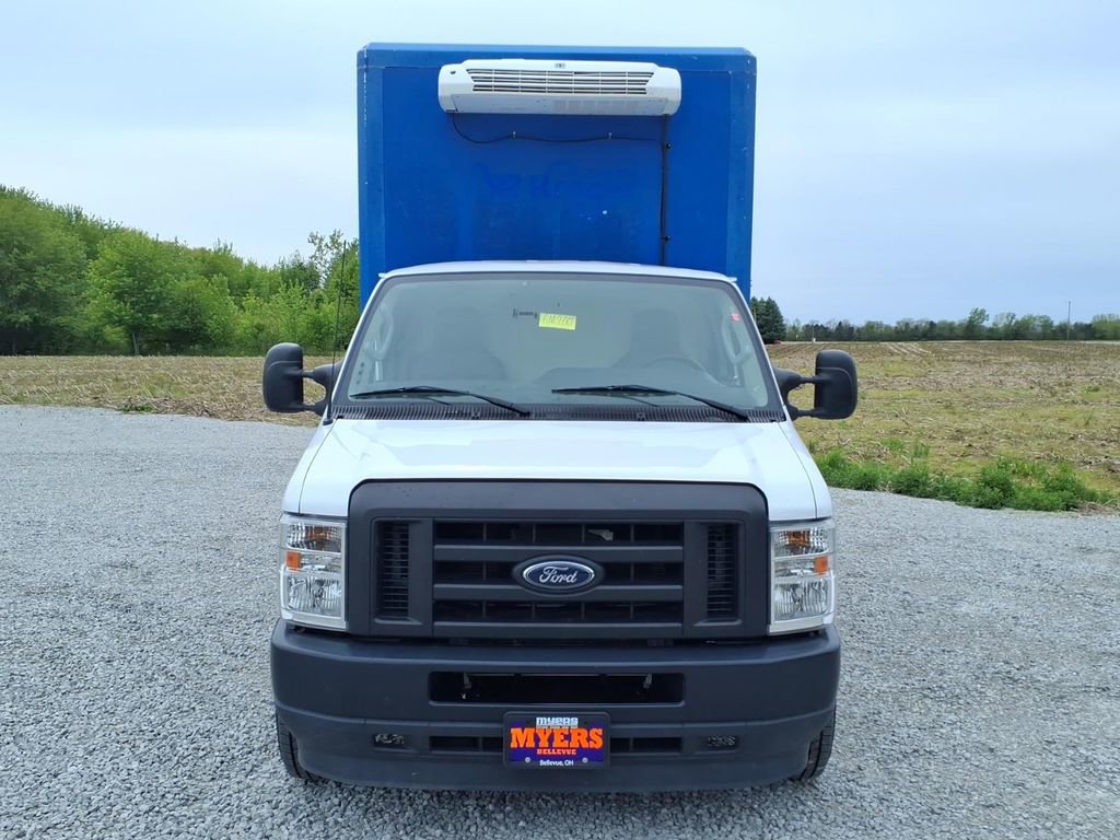 Used 2023 Ford E-350 and Econoline 350 Super Duty w/ Power Windows & Locks Group RWD image 11