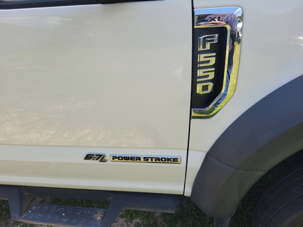Used 2019 Ford F550 2WD Crew Cab Super Duty w/ Power Equipment Group image 2