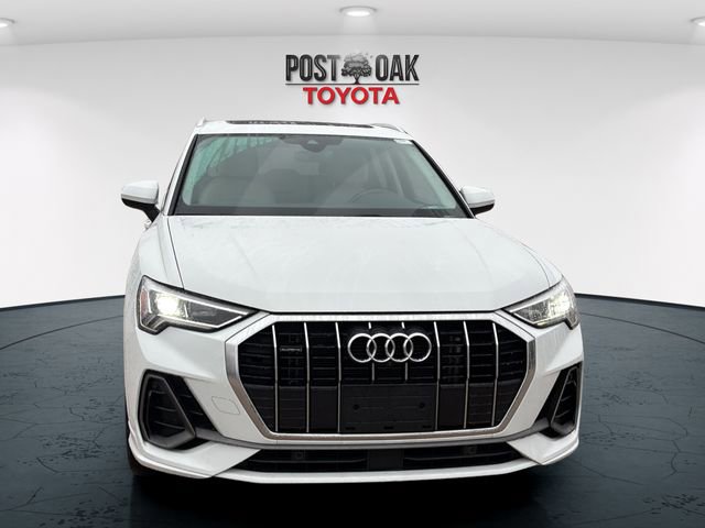 Used 2022 Audi Q3 2.0T Premium Plus w/ Premium Plus Package image 2