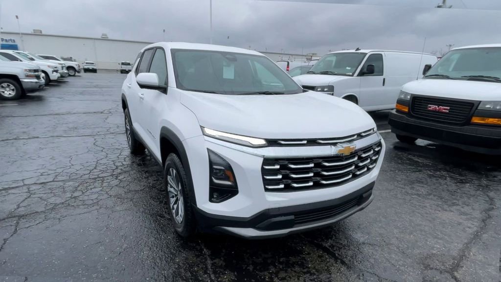 New 2026 Chevrolet Equinox LT w/ Safety and Technology Package image 4