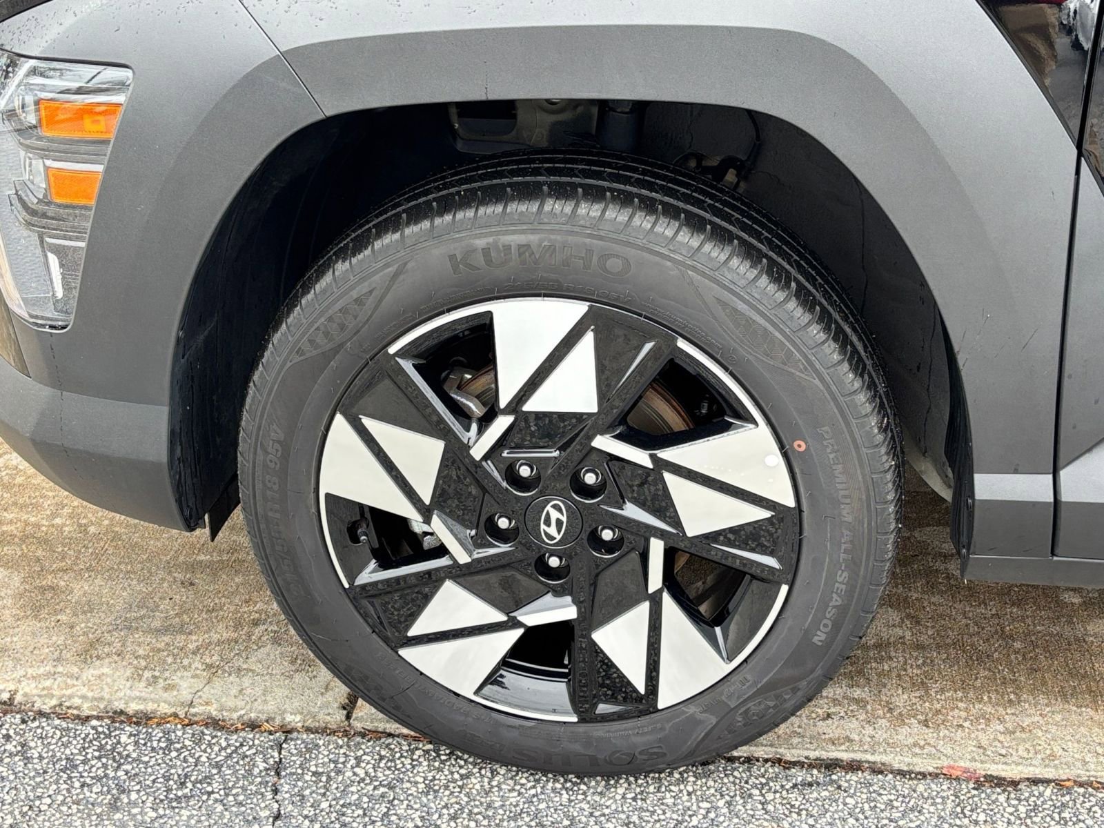 Used 2025 Hyundai Kona SEL image 31