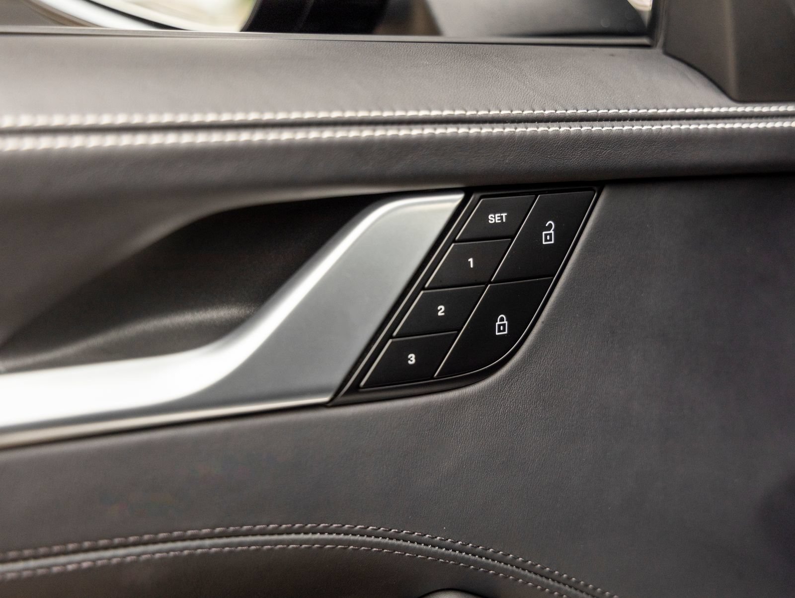 Certified 2024 Porsche 911 Turbo AWD/4WD image 27
