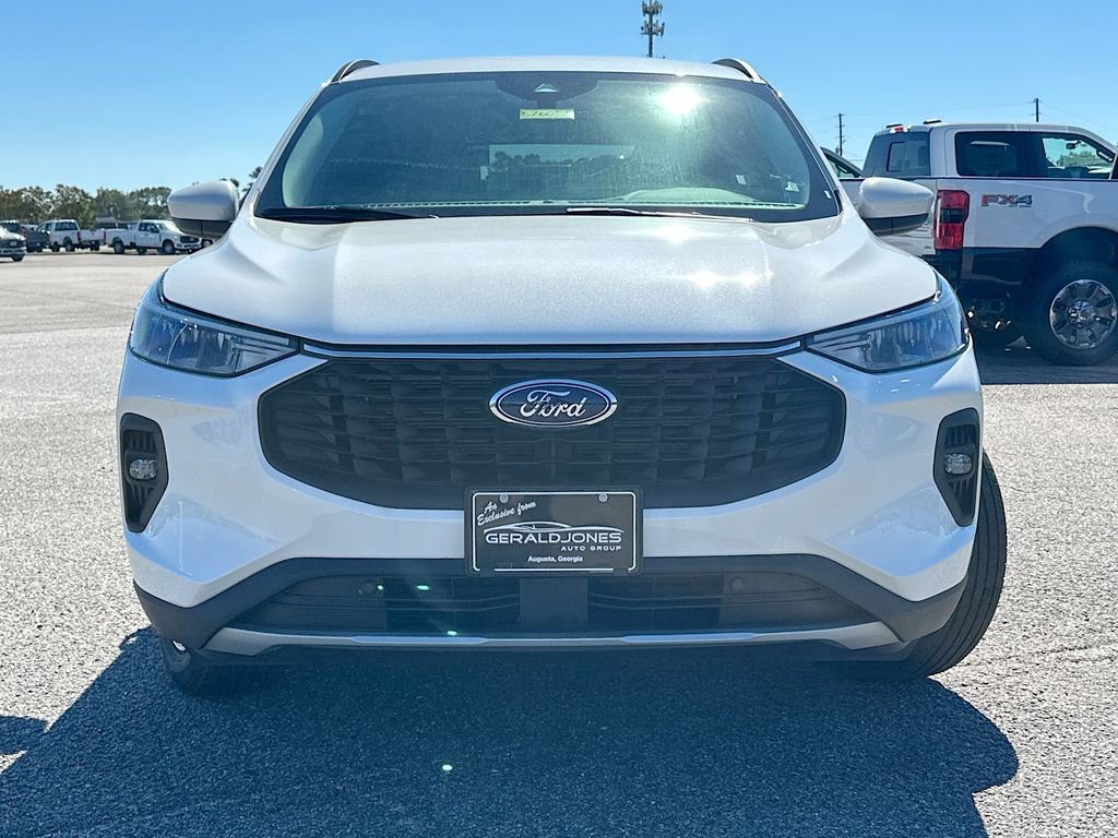 New 2025 Ford Escape SE w/ Class II Trailer Tow Package image 5