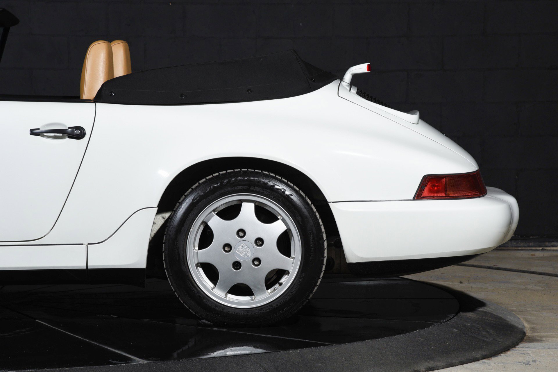 Used 1991 Porsche 911 Carrera image 35