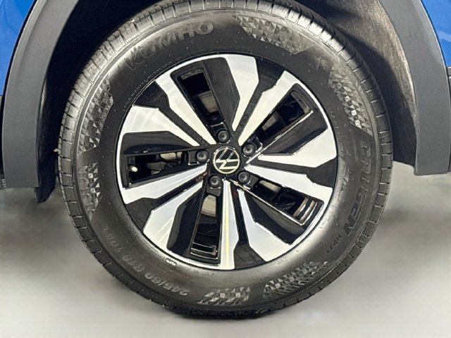 Certified 2025 Volkswagen Atlas SE AWD/4WD image 32