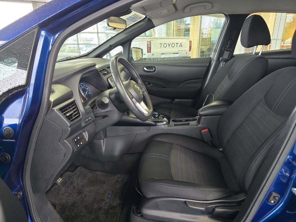 Used 2021 Nissan Leaf SV image 21