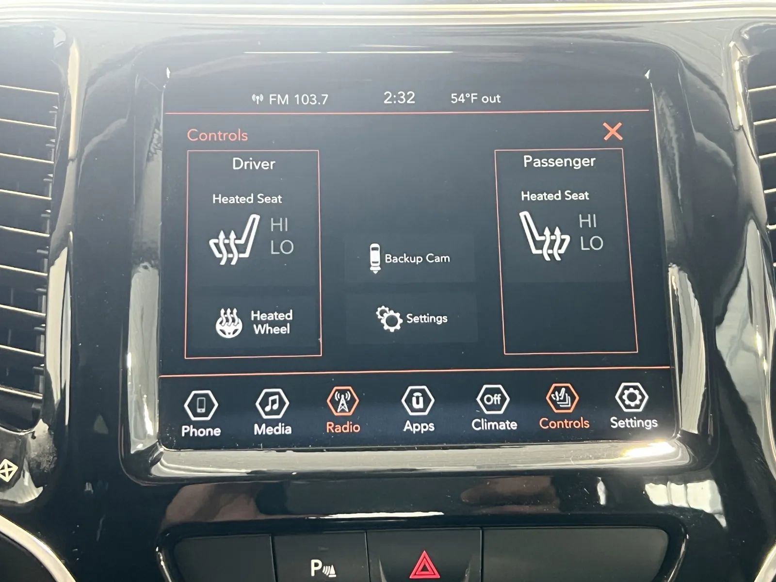 Used 2020 Jeep Cherokee Limited image 44