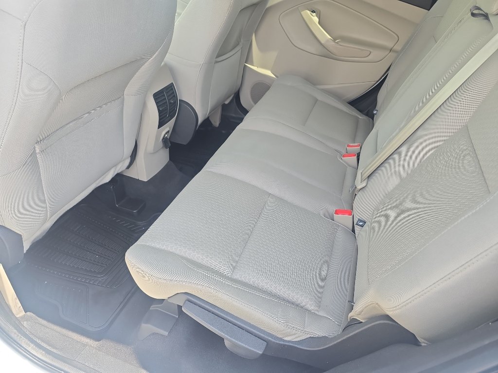 Used 2017 Ford Escape SE AWD/4WD image 18