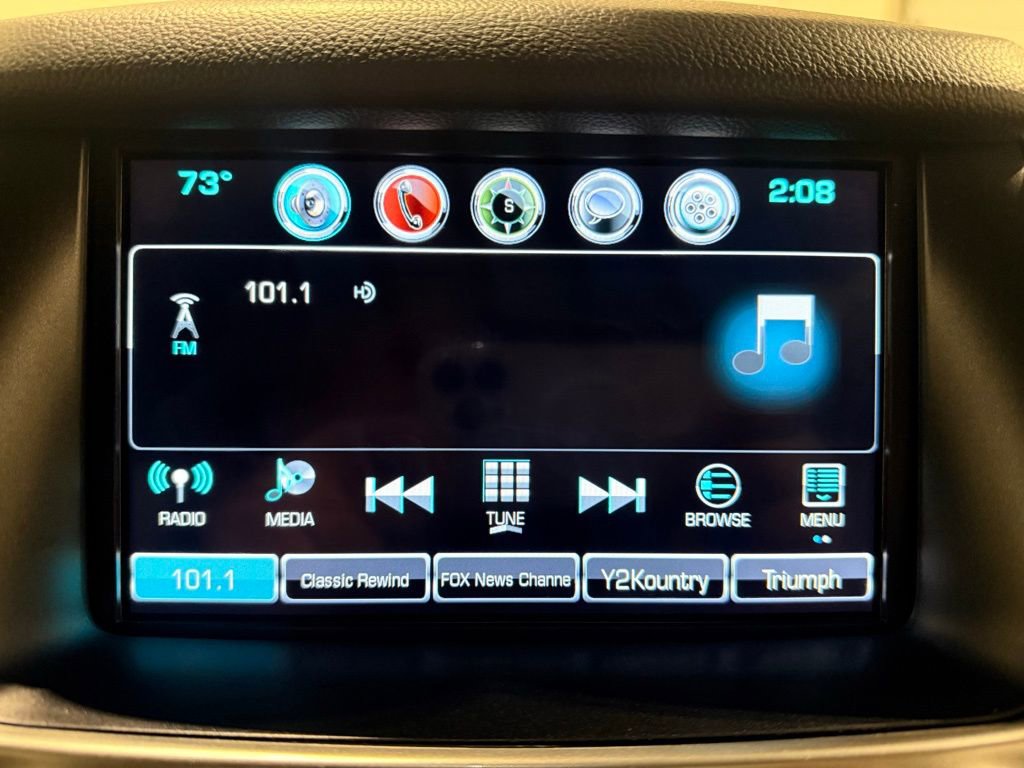 Used 2020 Chevrolet Suburban Premier w/ Premier Plus Edition image 27