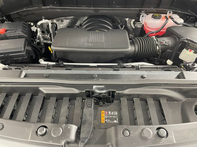 New 2026 Chevrolet Silverado 1500 LTZ w/ LTZ Premium Package AWD/4WD image 17