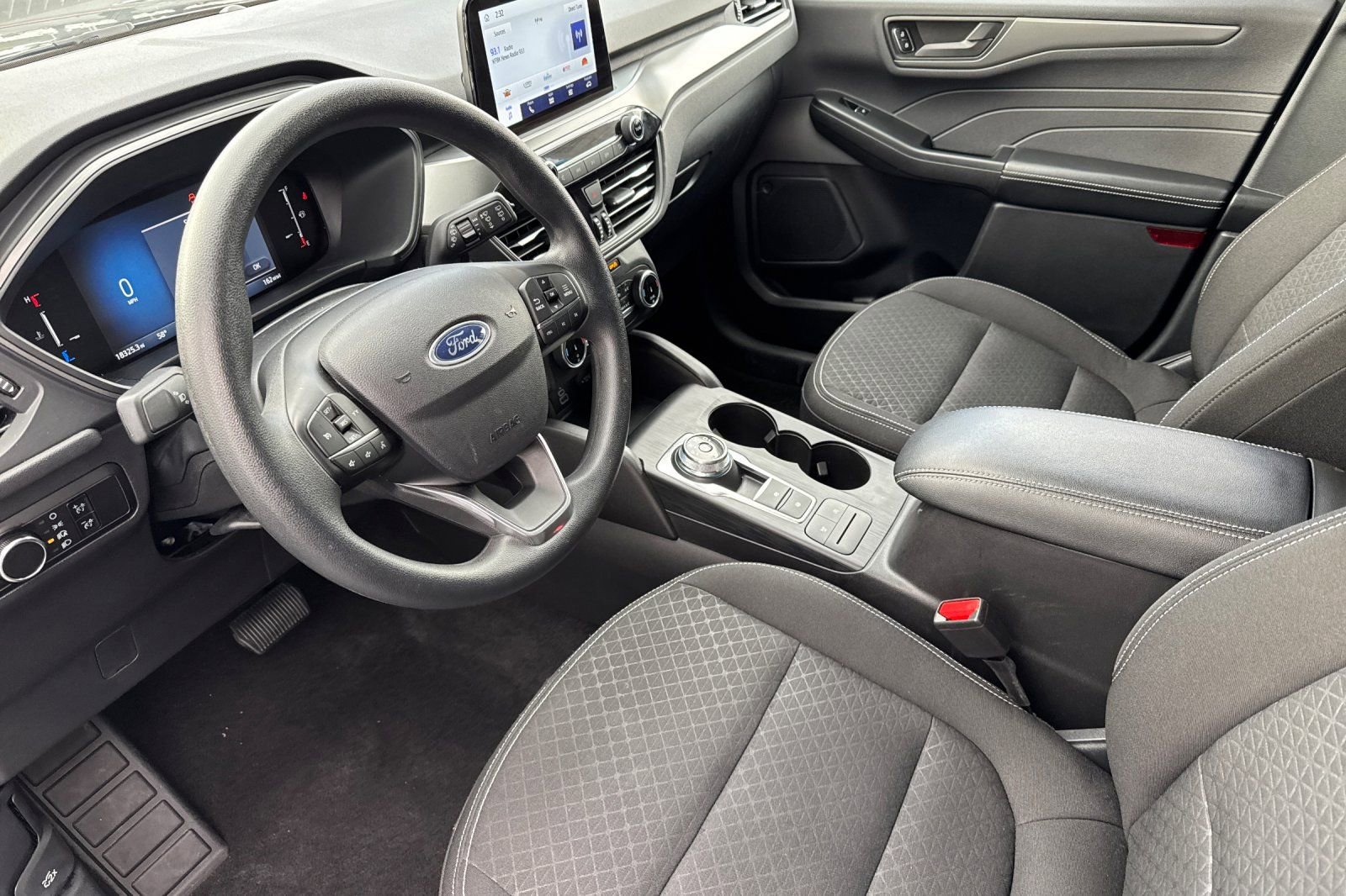 Used 2025 Ford Escape Active image 9