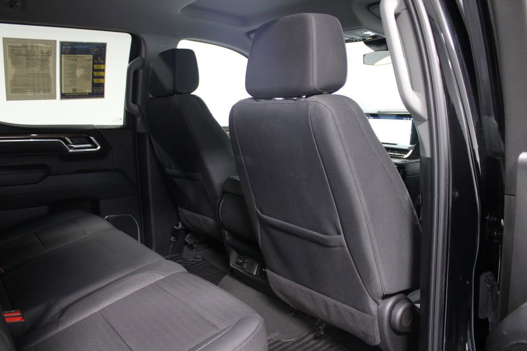 Used 2025 Chevrolet Silverado 1500 LT image 32