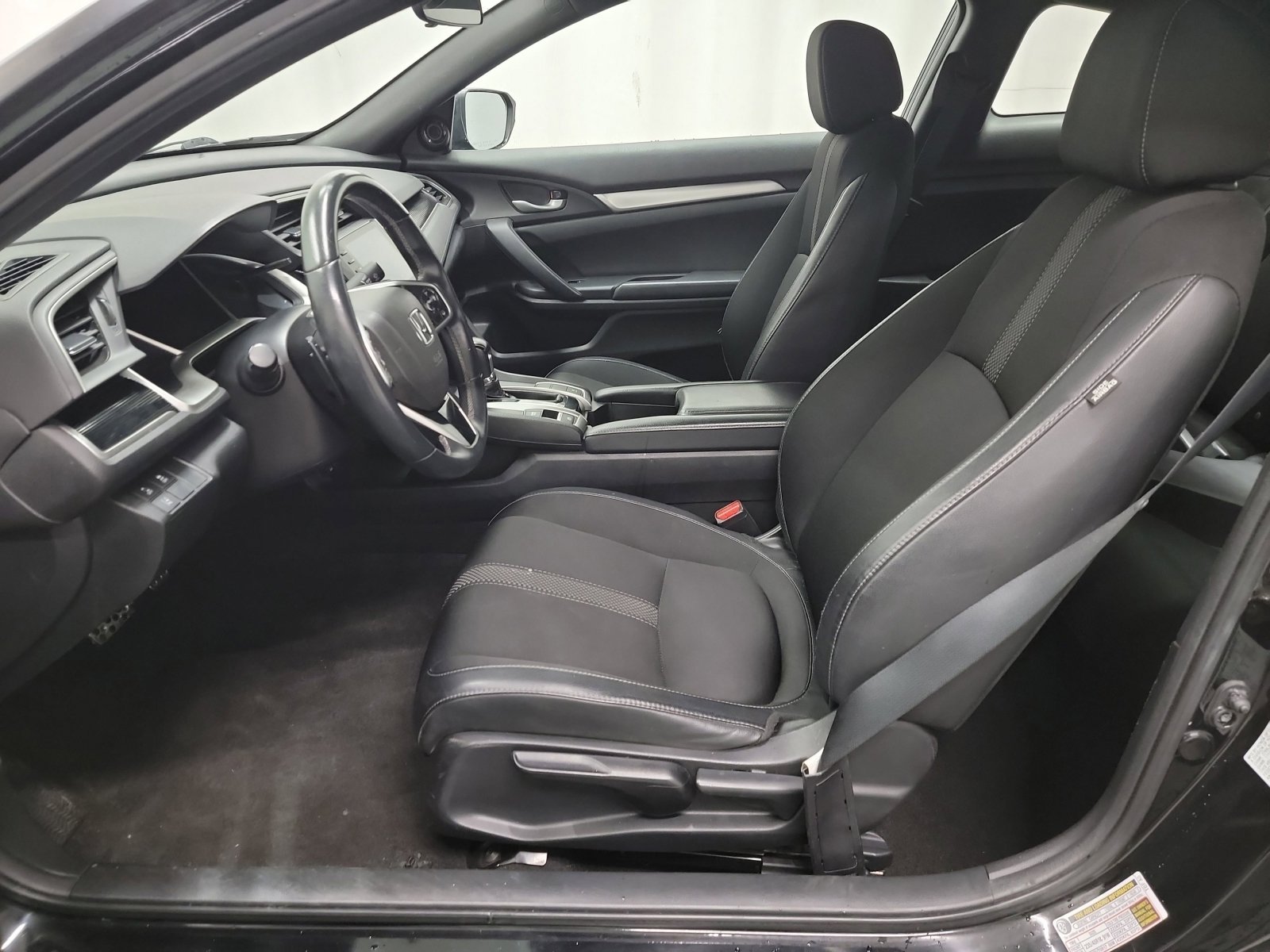 Used 2019 Honda Civic Sport image 12