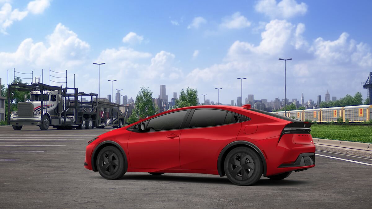 New 2026 Toyota Prius Plug-In Hybrid FWD image 5