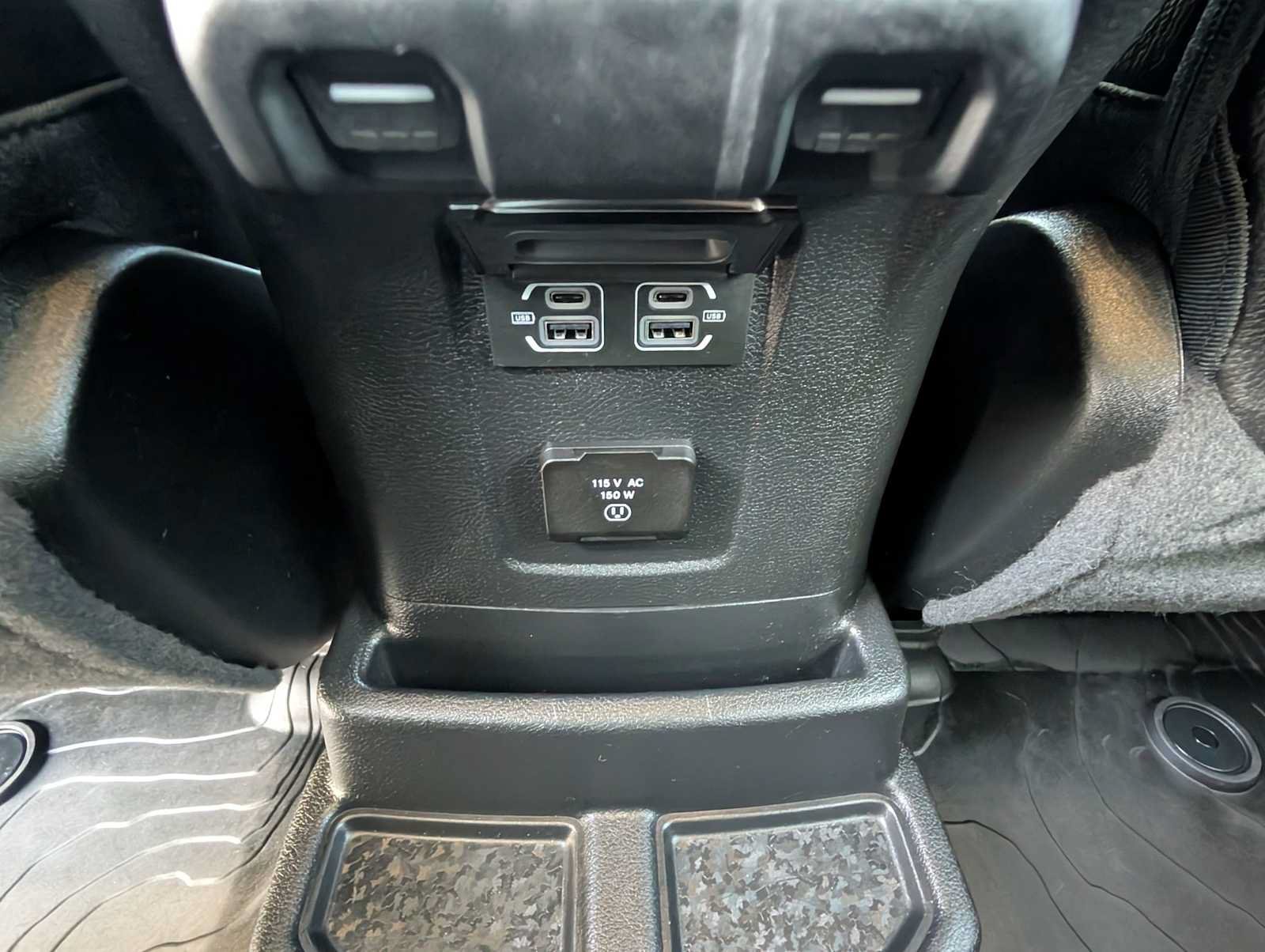 Used 2023 Jeep Wrangler Unlimited Sahara AWD/4WD image 12
