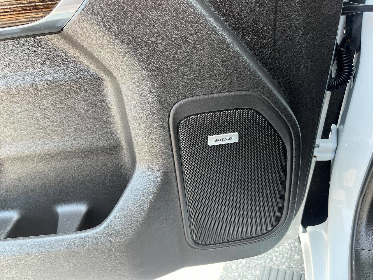 Used 2021 GMC Sierra 1500 Elevation w/ Preferred Package image 39