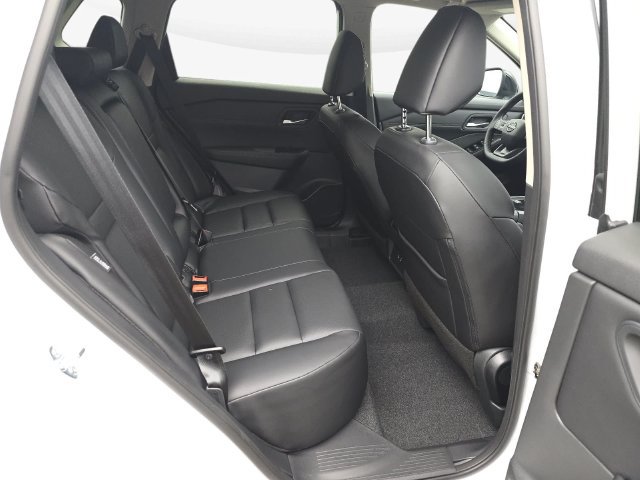 New 2027 Nissan Rogue Dark Armor FWD image 38